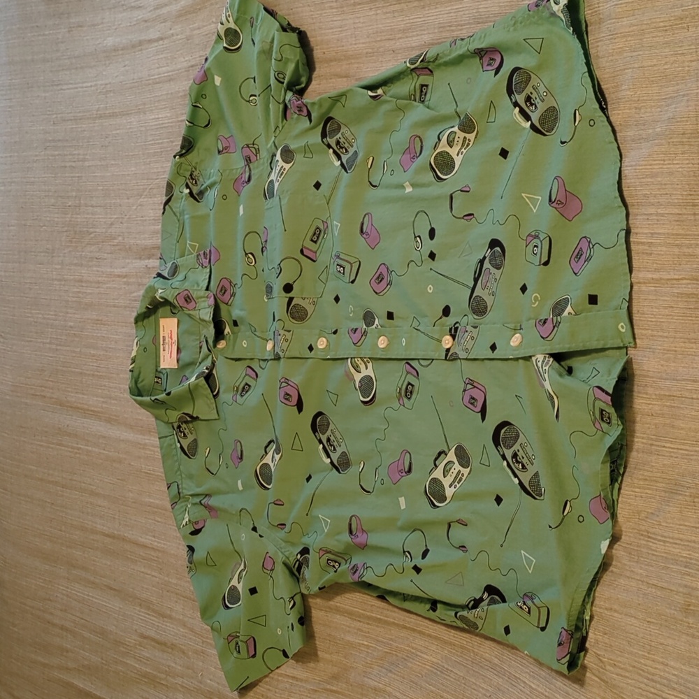 Urban Pipeline Retro Radio Button Up XL